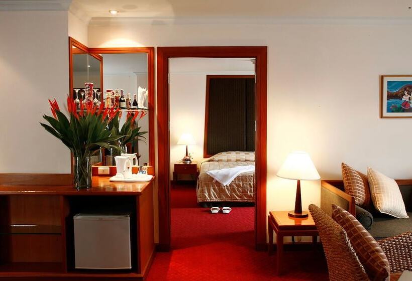 جناح, Amora Thapae Hotel Chiang Mai
