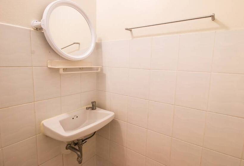 スタンダードルーム, Ayothaya