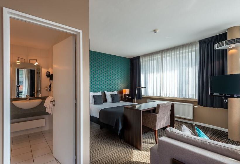 غرفة سوبيريور, Docklands