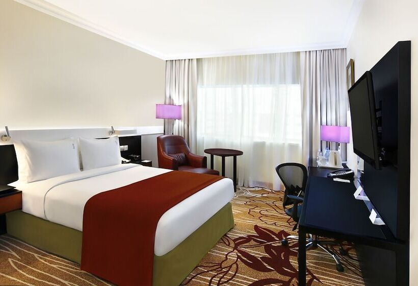 سوییت اجرایی, Vision Imperial Hotel Formerly Excelsior Hotel Downtown