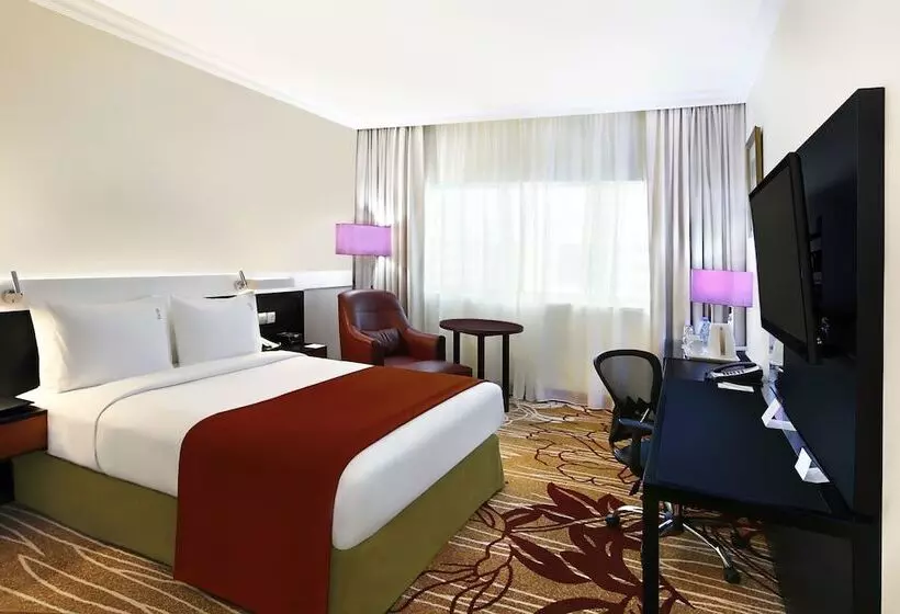 سوییت اجرایی, Vision Imperial Hotel Formerly Excelsior Hotel Downtown