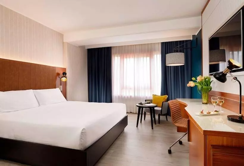 スーペリアールーム, Four Points By Sheraton Siena