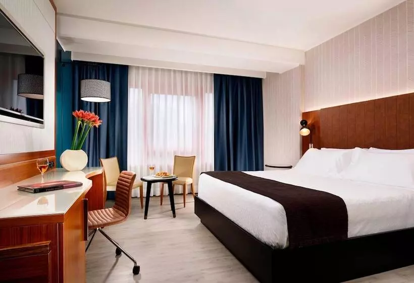 スーペリアールーム, Four Points By Sheraton Siena