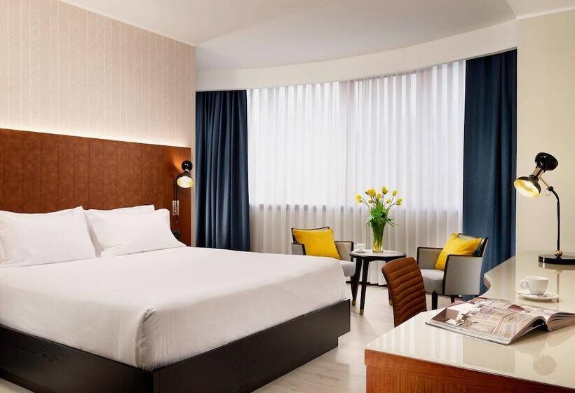Quarto Deluxe, Four Points By Sheraton Siena