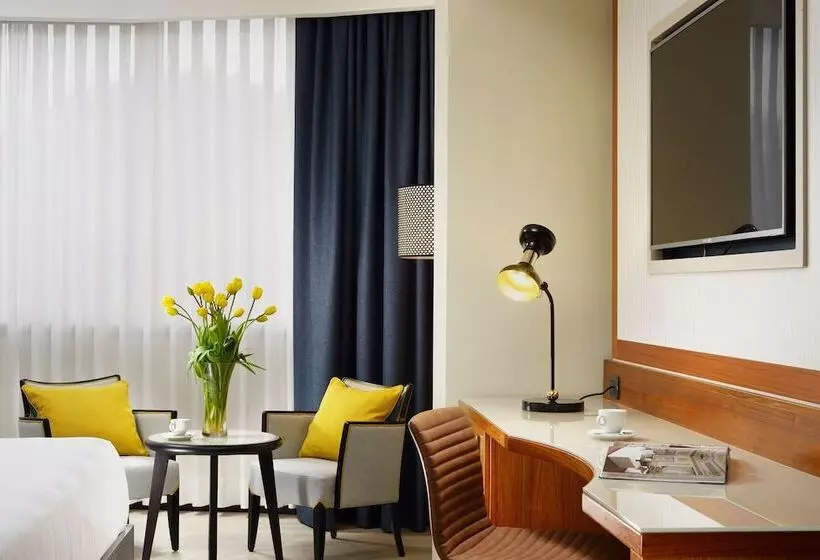スイート, Four Points By Sheraton Siena