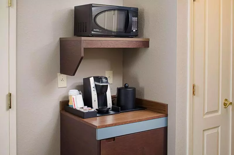 اتاق استاندارد با تخت بزرگ, Hilton Garden Inn Albany Airport