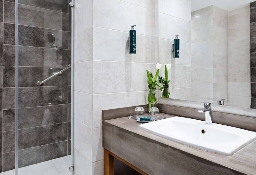 اتاق سوپریور, Hilton Pyramids Golf