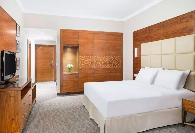 اتاق سوپریور, Hilton Pyramids Golf