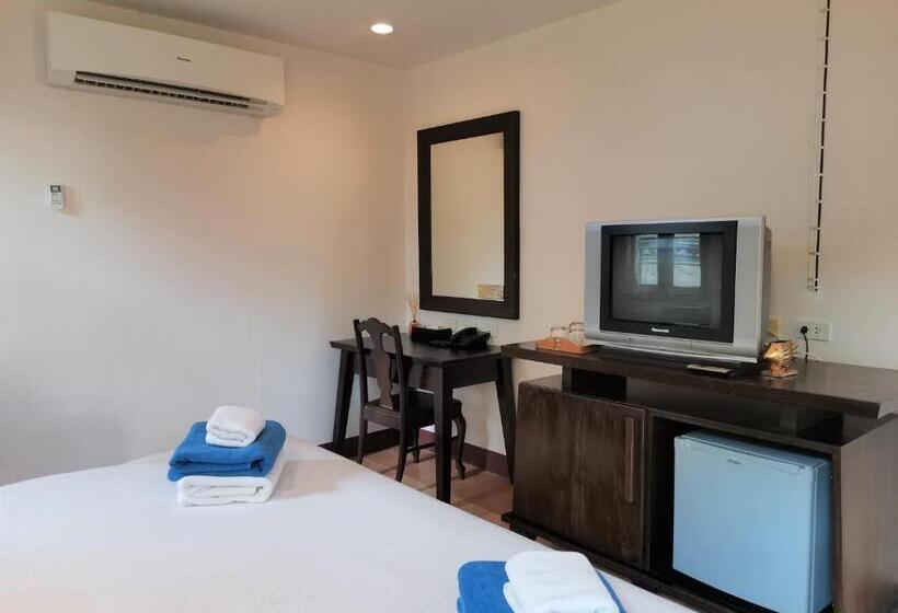 スタンダードルーム, Holiday Villa, Lanta