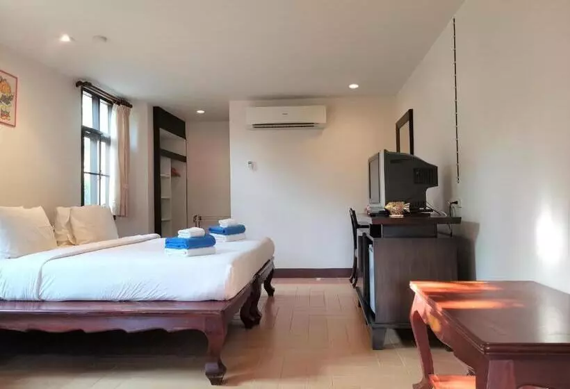 Standard-huone, Holiday Villa, Lanta