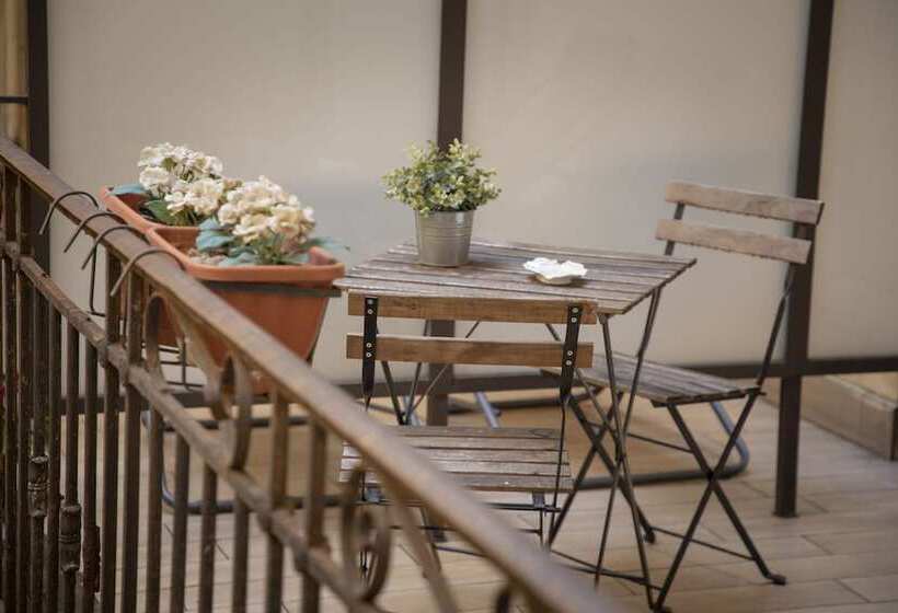 اتاق سوپریور, Ideal City Walk