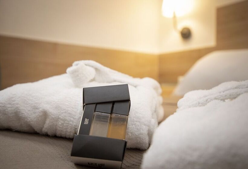 اتاق سوپریور, Ideal City Walk