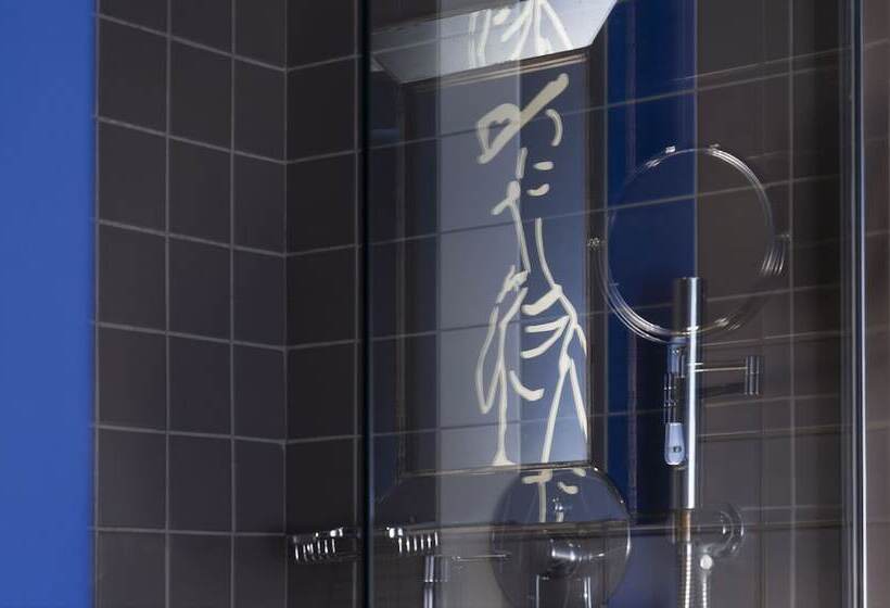 クラシックルーム, Mademoiselle