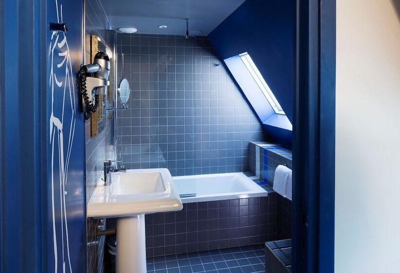 デラックスルーム, Mademoiselle