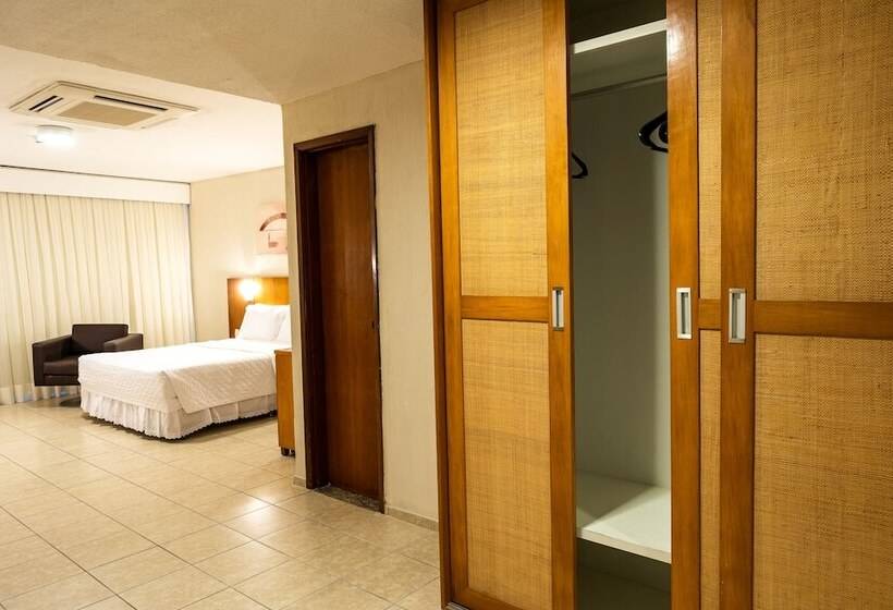 デラックスルーム, Praia Centro