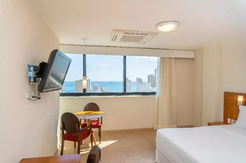 デラックスルーム, Praia Centro