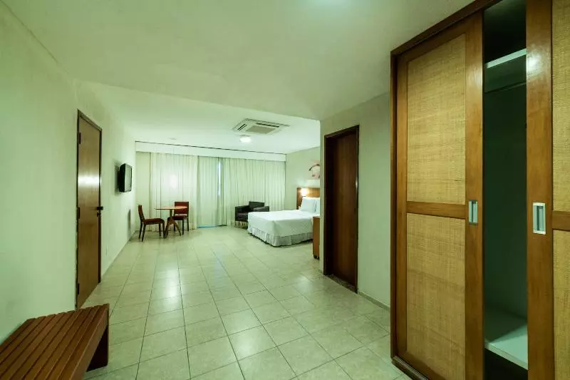デラックスルーム, Praia Centro