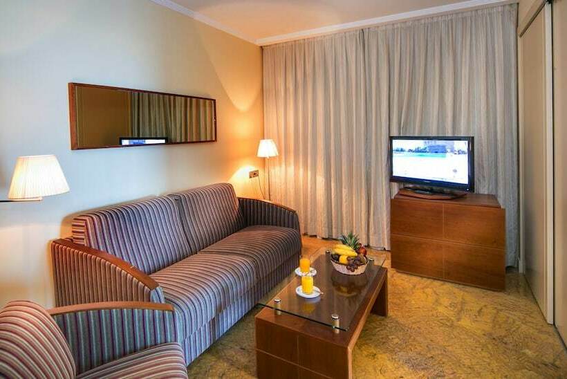 جناح, Protur Roquetas Hotel & Spa