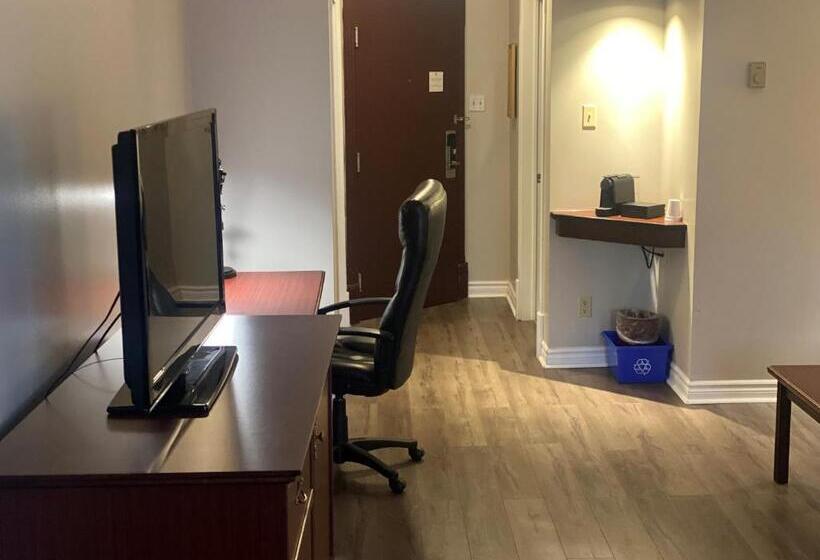 غرفة بيزنس, Ramada Plaza By Wyndham Gatineau/manoir Du Casino