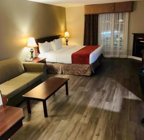 キングサイズベッドのスタンダードルーム, Ramada Plaza By Wyndham Gatineau/manoir Du Casino