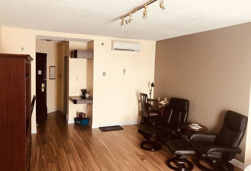 جناح, Ramada Plaza By Wyndham Gatineau/manoir Du Casino