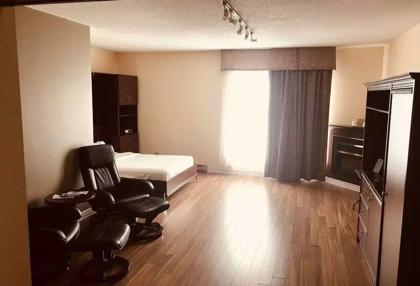 スイート, Ramada Plaza By Wyndham Gatineau/manoir Du Casino