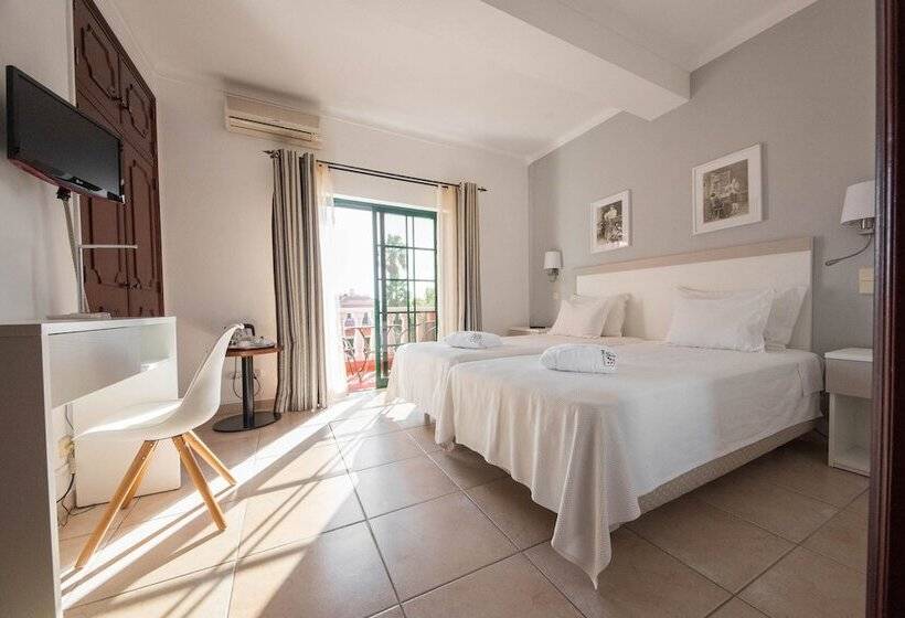 Номер Стандарт Индивидуальный, Solar De Mos