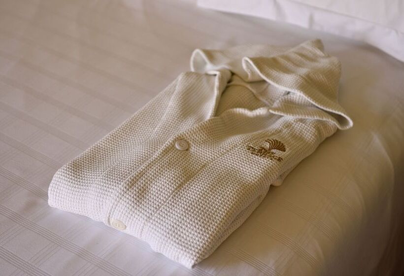 חדר דלוקס, The Naha Terrace