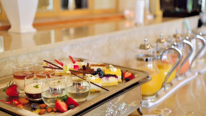 סוויטת אקזקיוטיב, עם מיטת קינג, The Naha Terrace