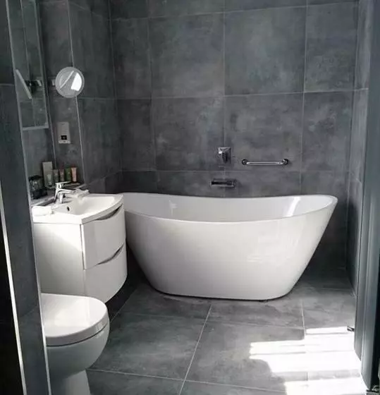 مجموعه ویستا شهر, Menlo Park Hotel