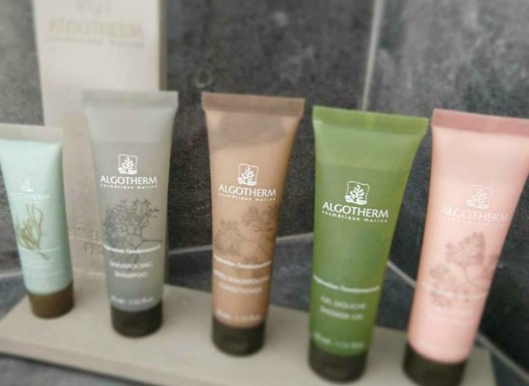 مجموعه ویستا شهر, Menlo Park Hotel