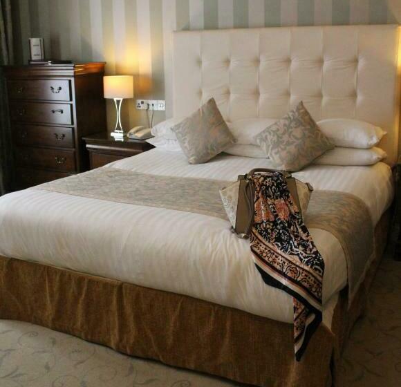 اتاق سوپریور با تخت بزرگ, Menlo Park Hotel