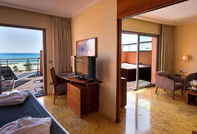 سوئیت با چشم‌انداز, Protur Roquetas Hotel & Spa