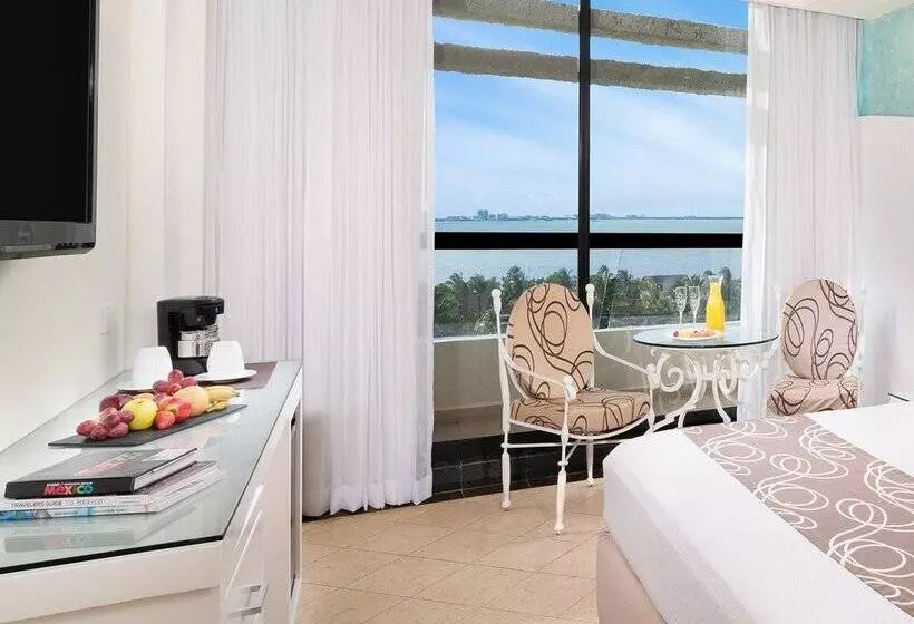 اتاق استاندارد با چشم‌انداز, Grand Oasis Cancun