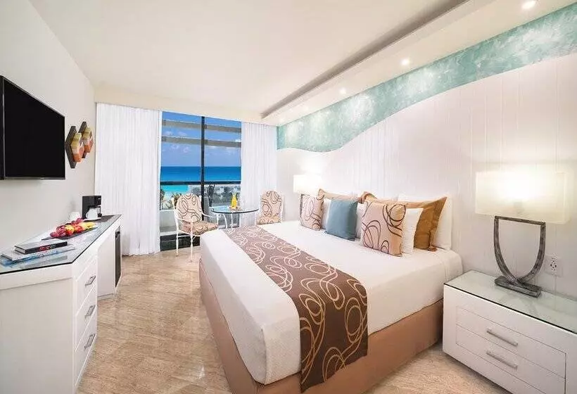 اتاق استاندارد با چشم‌انداز دریا, Grand Oasis Cancun