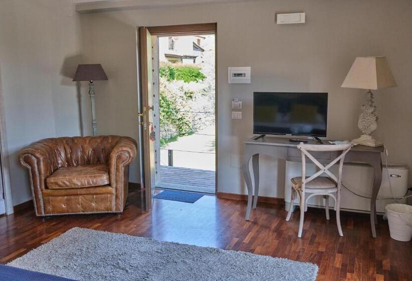 Полулюкс, Tenuta Edone  Country House