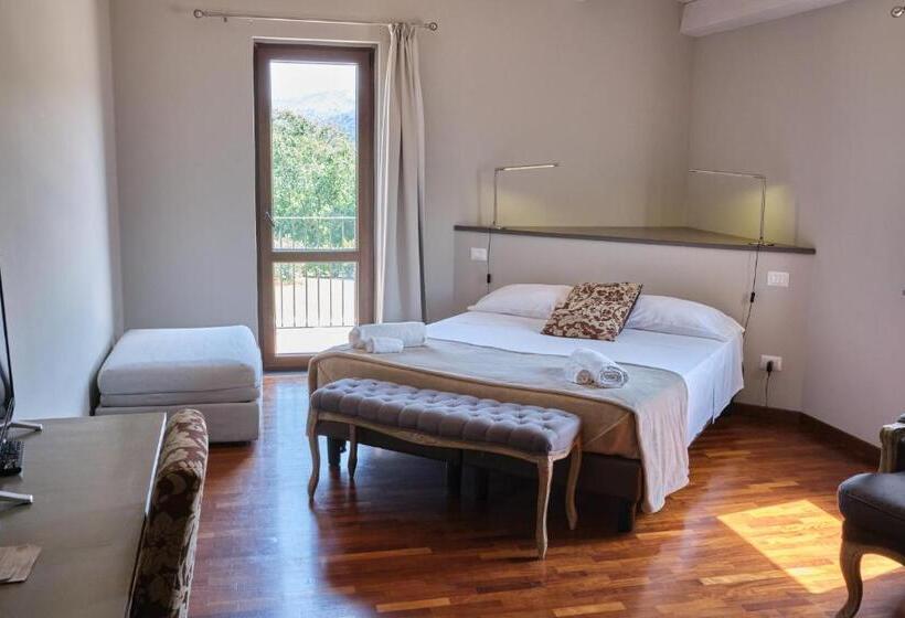 Полулюкс, Tenuta Edone  Country House