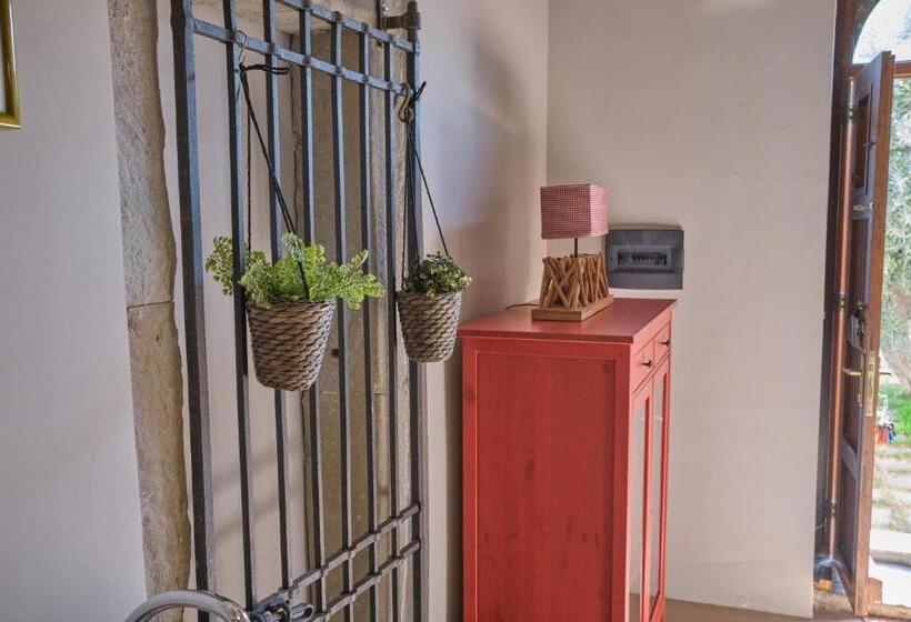 سوییت خانوادگی, Tenuta Edone  Country House