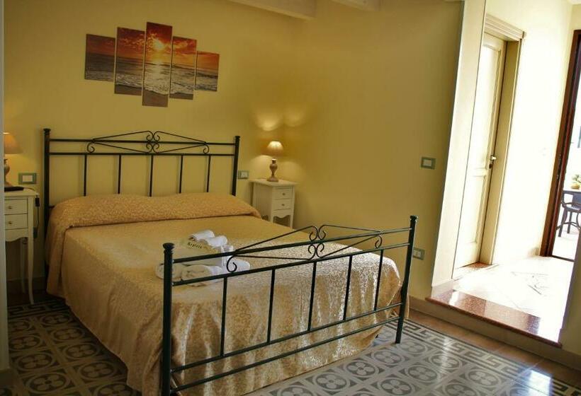 غرفة قياسية رباعية, La Stella Di Keplero