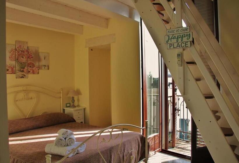 غرفة قياسية رباعية, La Stella Di Keplero