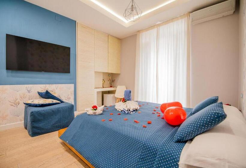 سوئیت با وان آب گرم, Le Suite Del Nostromo