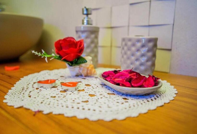 سوییت سوپریور, Le Suite Del Nostromo