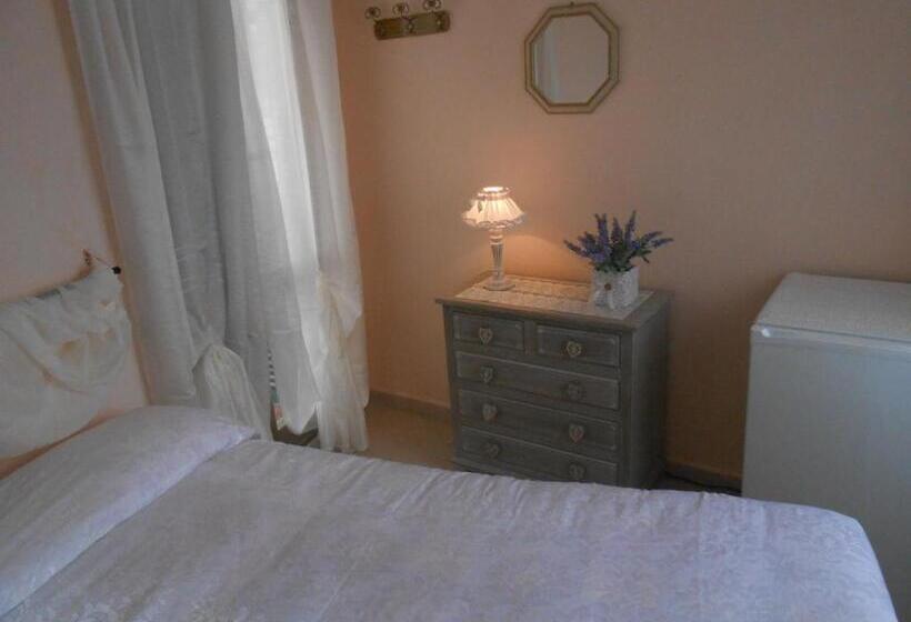 اتاق استاندارد, The Sunrise