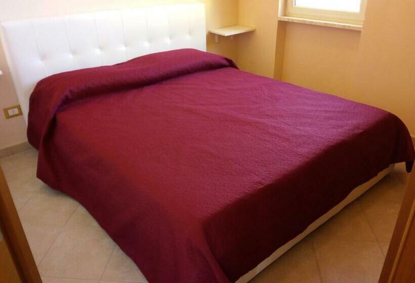 דירת חדר, Villa Paeonia