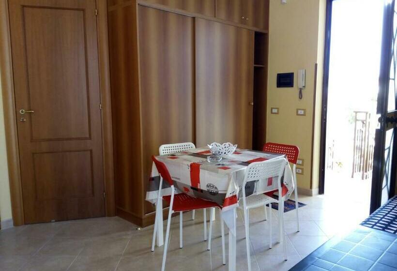 Апартаменты 1 Спальня, Villa Paeonia