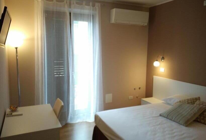 Номер Стандарт, B&b La Marina