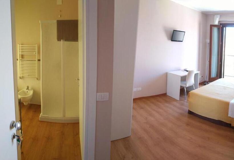 Номер Стандарт, B&b La Marina