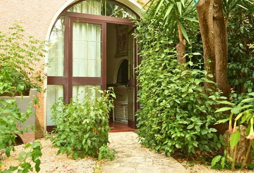 חדר סטנדרט לארבעה, Affittacamere Sa Bratza Vacanze