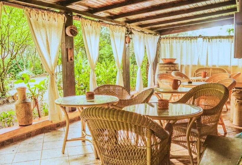 חדר קלאסי לארבעה, Affittacamere Sa Bratza Vacanze