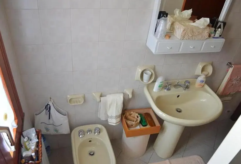 スタンダードルーム, B&b Vicolo Del Chiostro
